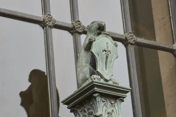 Beaver Holding Shield